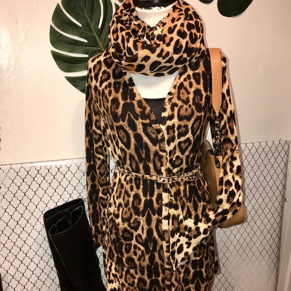 💕Limited Quanity💕 Button Up Cardigan w/ pockets - Picture 6 of 8